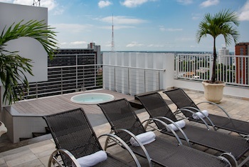 Adrianopolis All Suites