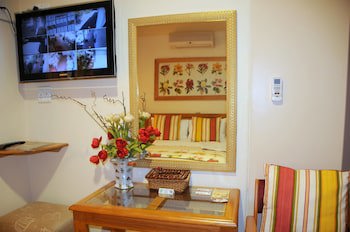Centre Court B & B