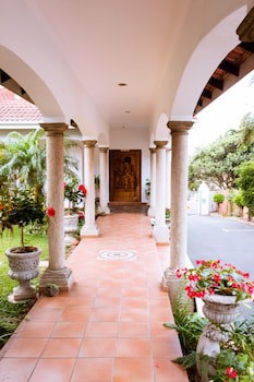 Centre Court B & B