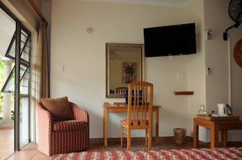 Centre Court B & B