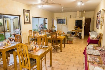 Centre Court B & B