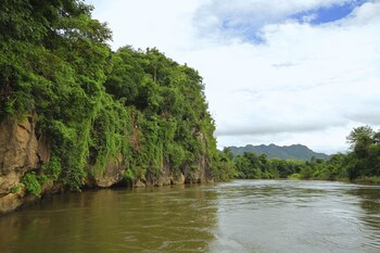 Hintok River Camp At Hellfire Pass