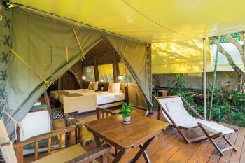 Hintok River Camp At Hellfire Pass