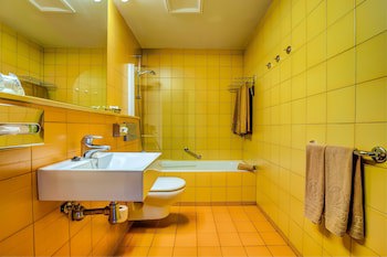 Sbh Taro Beach Hotel