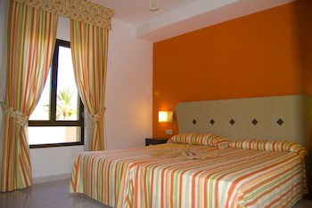 Sbh Taro Beach Hotel