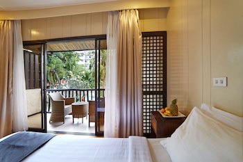 Cebu White Sands Resort And Spa