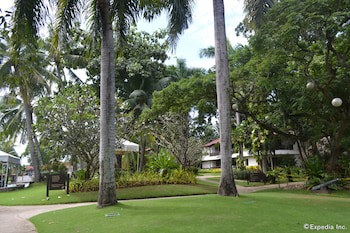 Cebu White Sands Resort And Spa
