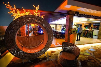 Cebu White Sands Resort And Spa