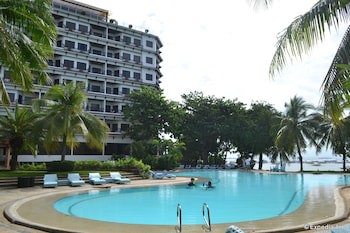 Cebu White Sands Resort And Spa