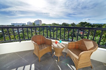 Cebu White Sands Resort And Spa