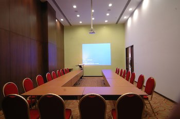 Keys Select By Lemon Tree Hotels, Ludhiana
