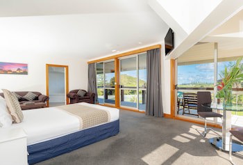 South Pacific Resort Hotel