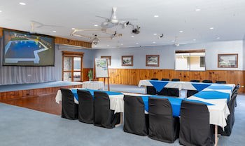 South Pacific Resort Hotel
