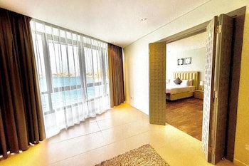 Dragon Beach Hotel
