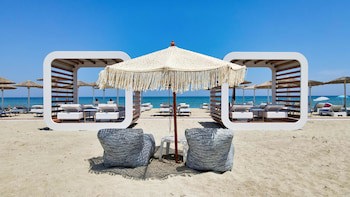 Evilion Sea And Sun fotoğrafı