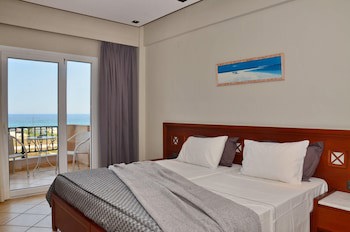 Evilion Sea And Sun galeri fotoğrafı