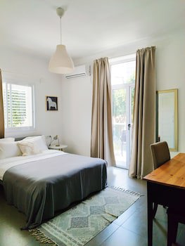 Eden Hotel