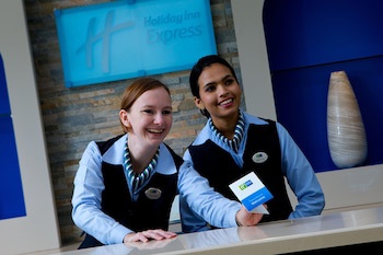 Holiday Inn Express Dubai Airport by IHG galeri fotoğrafı
