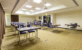 Holiday Inn Express Dubai Airport by IHG fotoğrafı