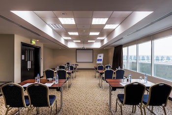 Holiday Inn Express Dubai Airport by IHG fotoğrafı