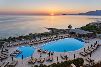 Blue Marine Resort & Spa