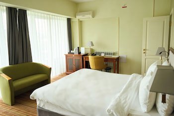 Almaty Hotel