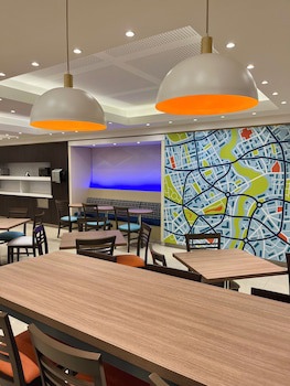 Holiday Inn Express Rosario, An Ihg Hotel