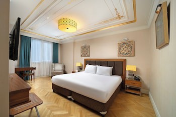 Golden Age Hotel & Spa