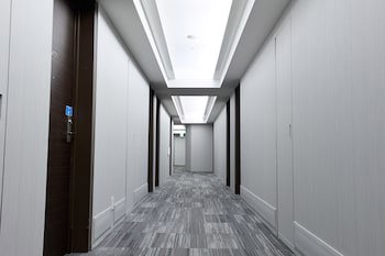 Ginza International Hotel