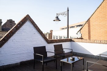 The Red Lion Hotel