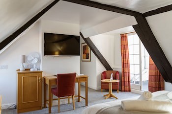 The Red Lion Hotel