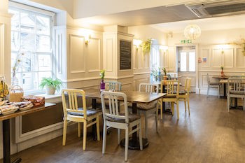 The Red Lion Hotel