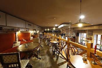 Agh Hotel