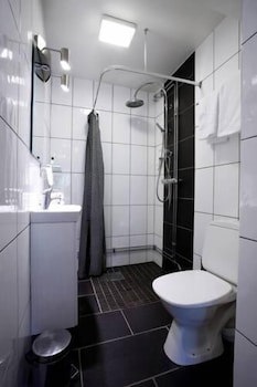 Adels Hotel