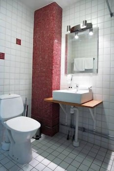 Adels Hotel