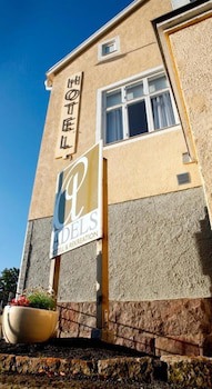Adels Hotel