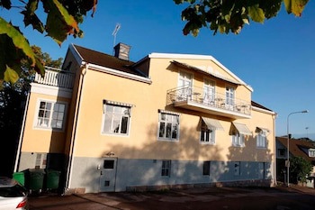 Adels Hotel