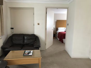 The Links Country Park Hotel
