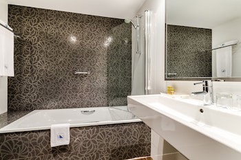 Eurostars Executive Hotel