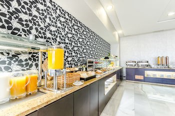 Eurostars Executive Hotel