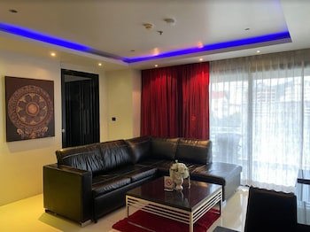 Absolute Bangla Suites (Adults Only)
