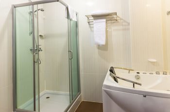 Best Western Premier Accra Airport Hotel