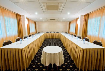 Best Western Premier Accra Airport Hotel