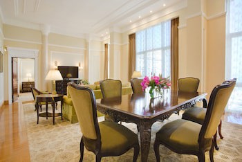 The Regency Hotel, Kuwait