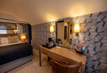 Brisbane House Hotel