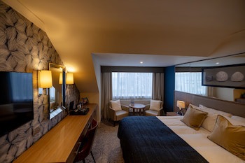 Brisbane House Hotel