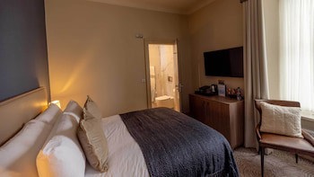 Brisbane House Hotel