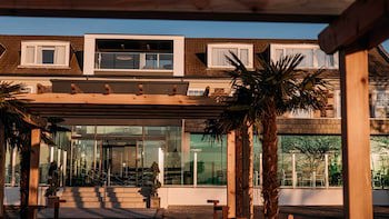 Brisbane House Hotel