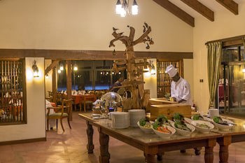 Sweetwaters Serena Camp