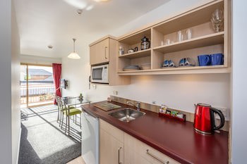 Roma On Riccarton Motel